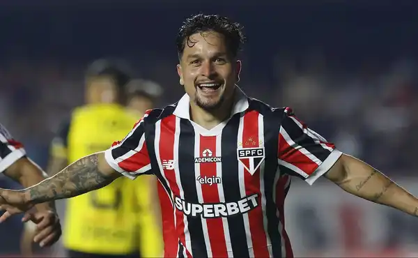 São Paulo marca história no Brasileirão ao atingir 900 pontos como mandante