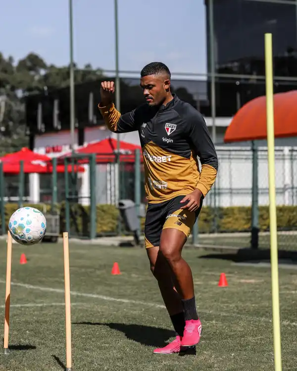 RECUPERAÇÃO DE ZAGUEIRO! Sabino inicia transição física e equipe evolui em intertemporada