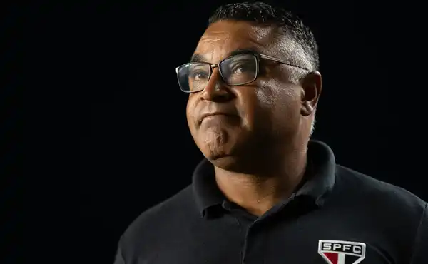 Futuro incerto: Vitória sobre o Juventude pode não garantir a permanência de Roger Machado no São Paulo!
